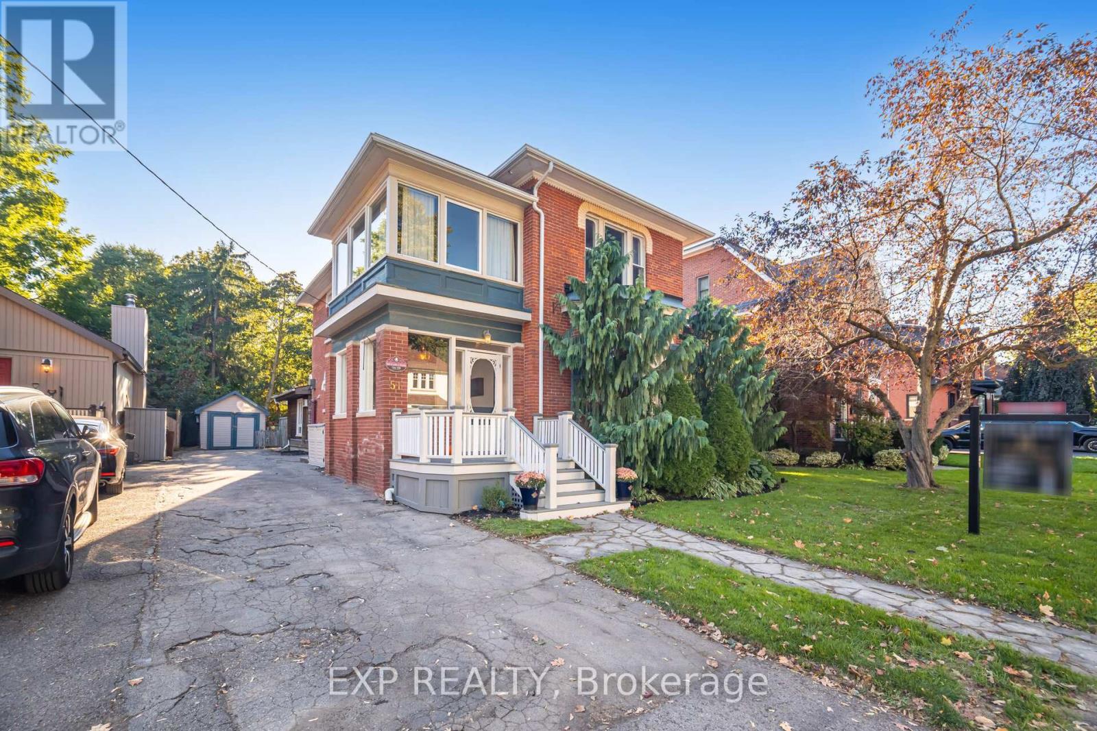 51 CHAPEL STREET, Brampton, Ontario