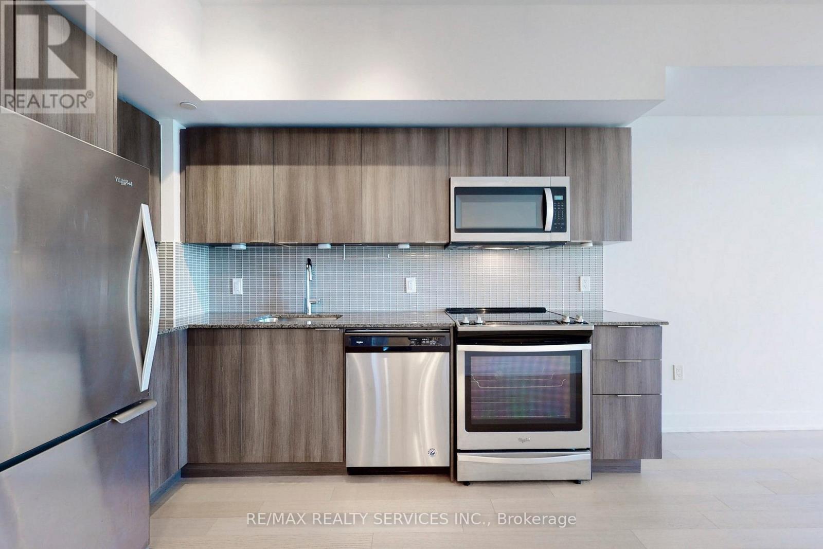 2006 - 20 Shore Breeze Drive, Toronto, Ontario  M8V 0C7 - Photo 10 - W12959456