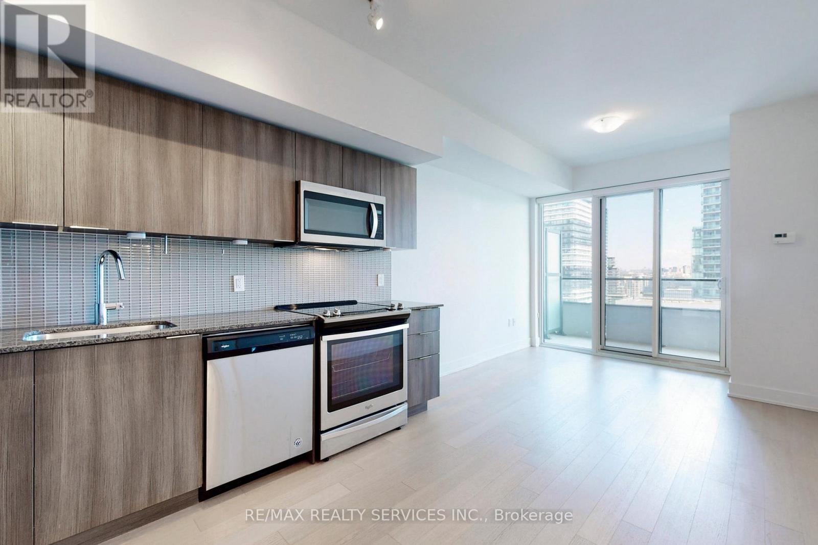 2006 - 20 Shore Breeze Drive, Toronto, Ontario  M8V 0C7 - Photo 11 - W12959456