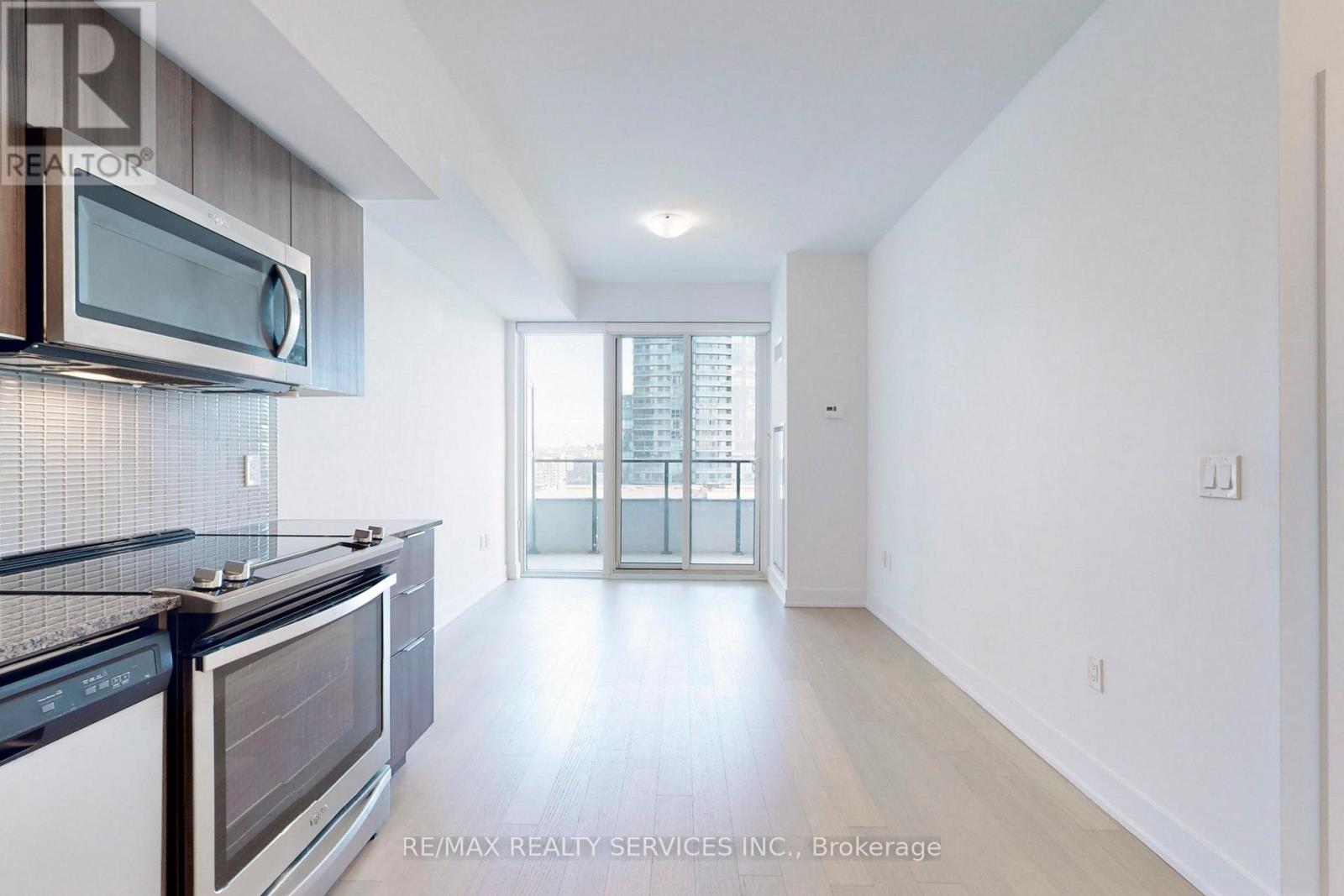 2006 - 20 Shore Breeze Drive, Toronto, Ontario  M8V 0C7 - Photo 12 - W12959456