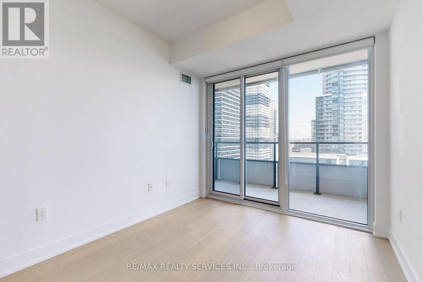 2006 - 20 Shore Breeze Drive, Toronto, Ontario  M8V 0C7 - Photo 17 - W12959456