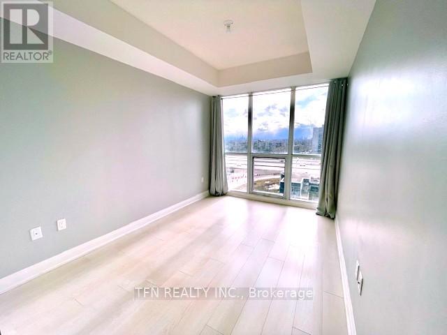 823 - 10 Gibbs Road, Toronto, Ontario  M9B 0E2 - Photo 5 - W12959466