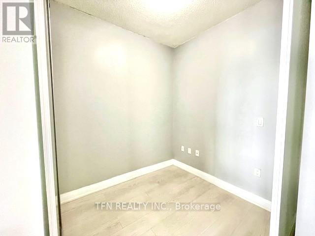 823 - 10 Gibbs Road, Toronto, Ontario  M9B 0E2 - Photo 7 - W12959466