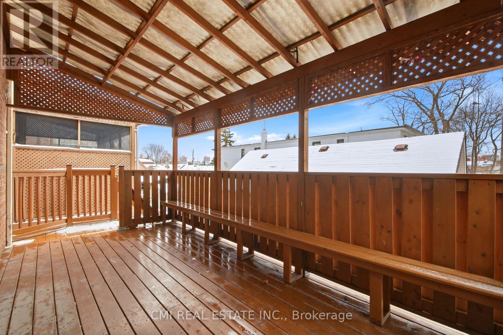 3 Forest Point Drive, Toronto, Ontario  M6M 5E8 - Photo 39 - W12959522