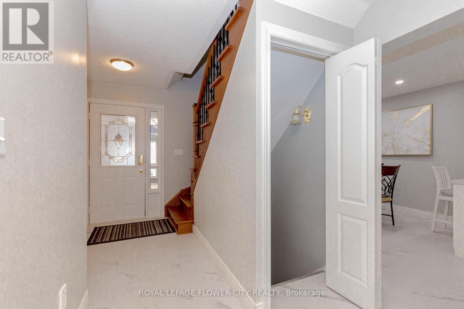 194 Pressed Brick Drive, Brampton, Ontario  L6V 4K7 - Photo 24 - W12959536