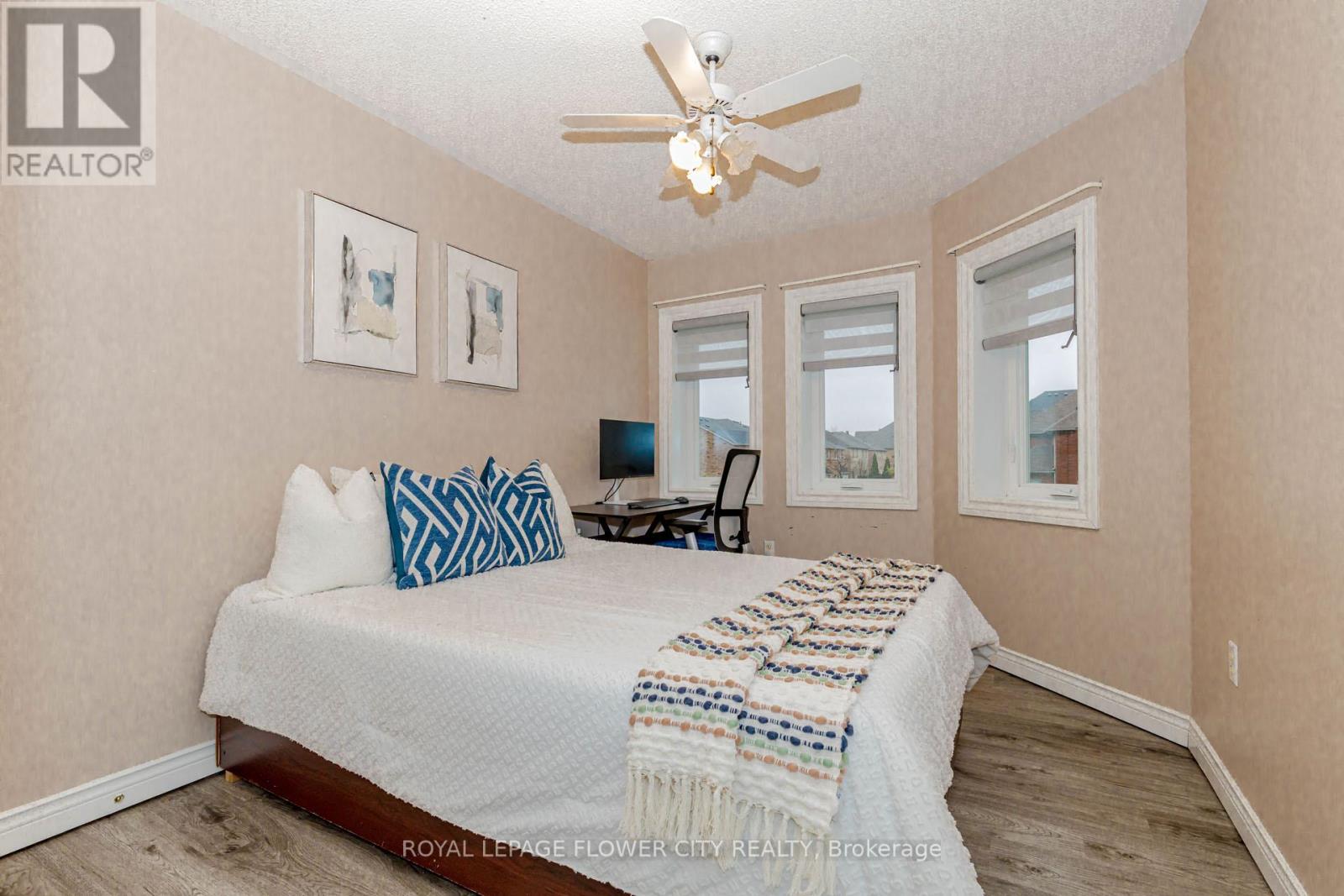 194 Pressed Brick Drive, Brampton, Ontario  L6V 4K7 - Photo 35 - W12959536