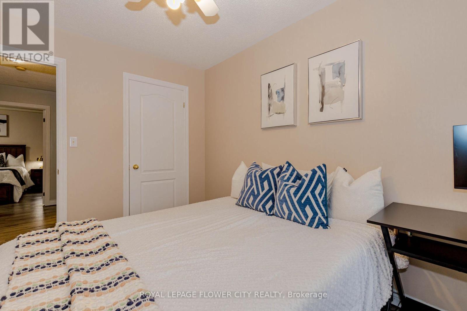 194 Pressed Brick Drive, Brampton, Ontario  L6V 4K7 - Photo 36 - W12959536