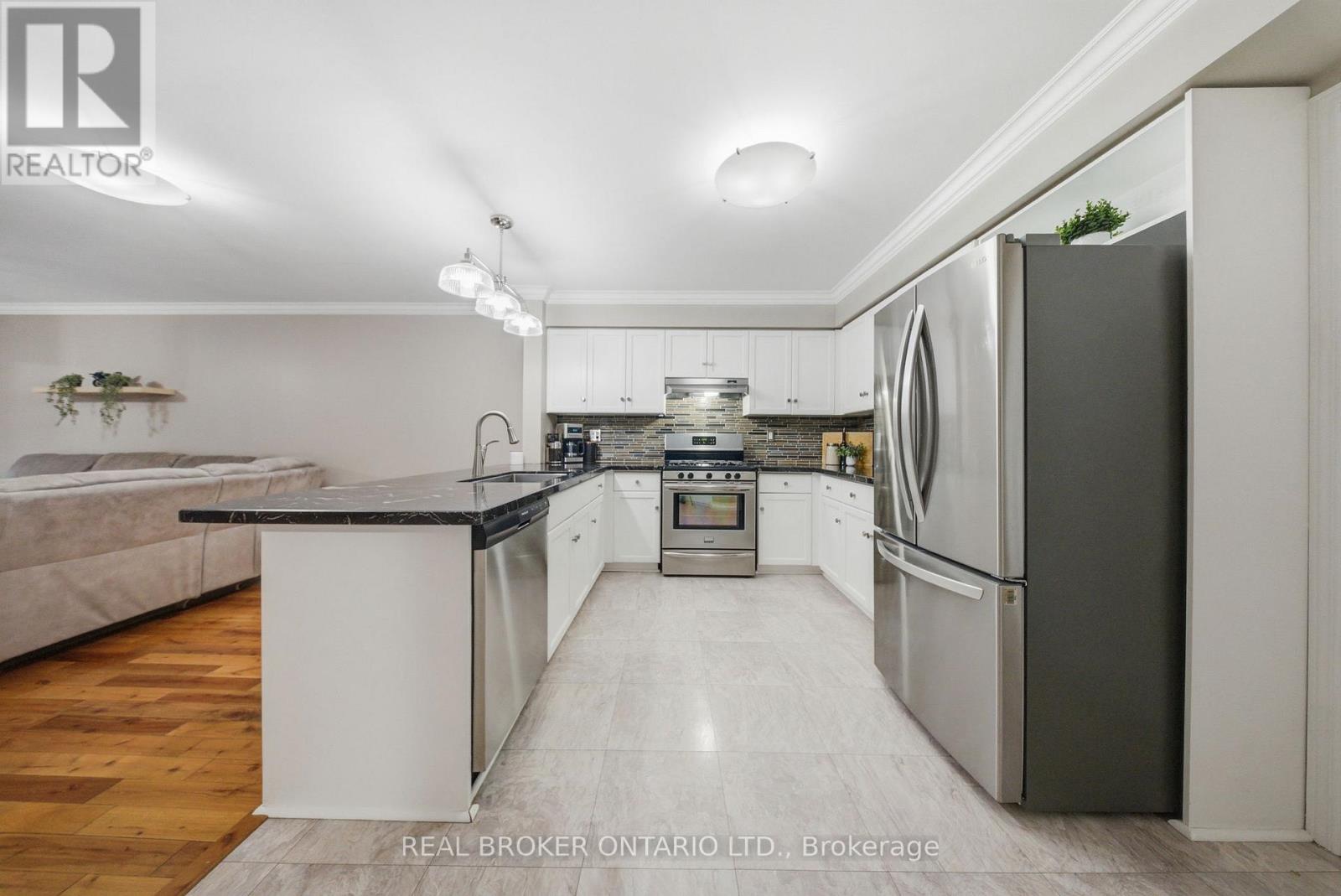 29 Alder Street, Orangeville, Ontario  L9W 5A5 - Photo 11 - W12959556