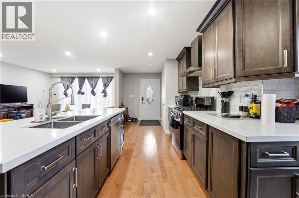 179 Banbury Road, Brantford, Ontario  N3P 1E6 - Photo 3 - 40817746