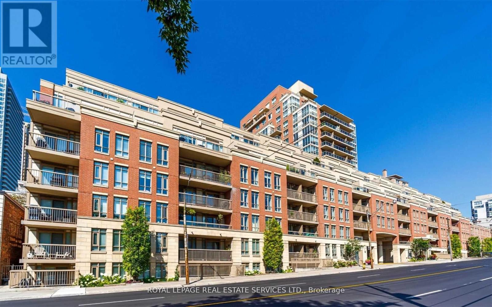 1203 - 900 MOUNT PLEASANT ROAD, Toronto, Ontario