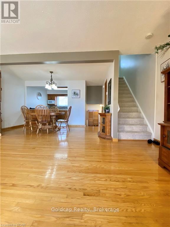 13 - 201 Silvercreek Parkway N, Guelph, Ontario  N1H 3T4 - Photo 13 - X12959562