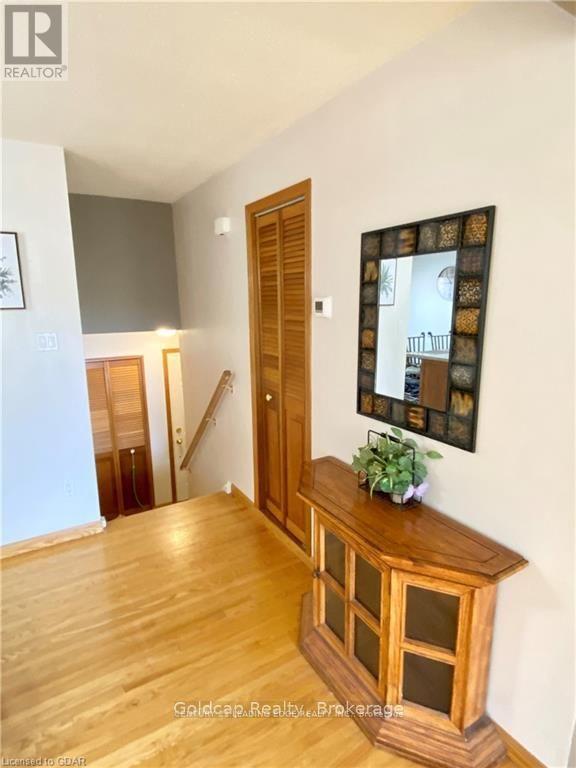 13 - 201 Silvercreek Parkway N, Guelph, Ontario  N1H 3T4 - Photo 3 - X12959562