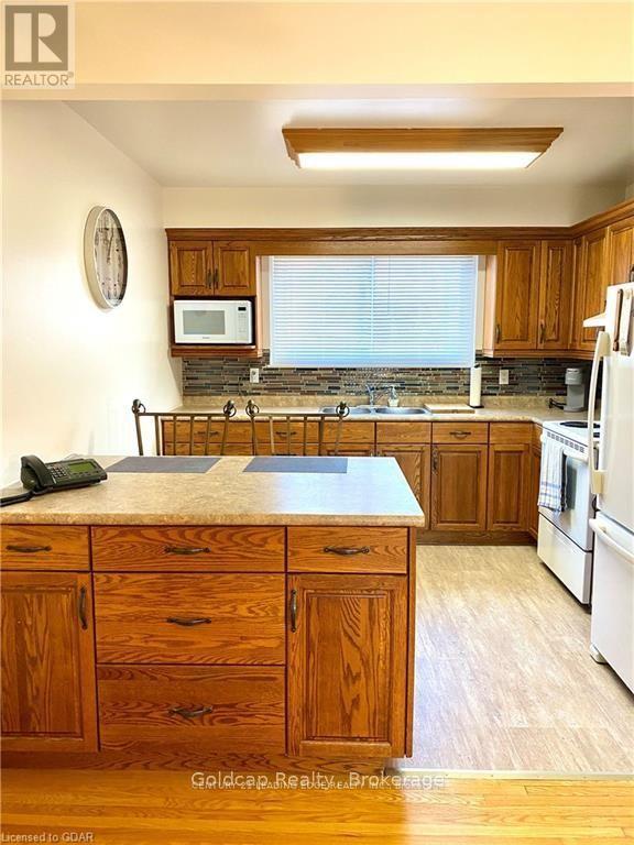 13 - 201 Silvercreek Parkway N, Guelph, Ontario  N1H 3T4 - Photo 6 - X12959562