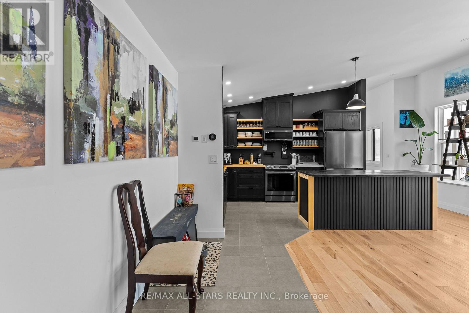 1062 Northline Road, Kawartha Lakes, Ontario  K0M 1N0 - Photo 7 - X12888512