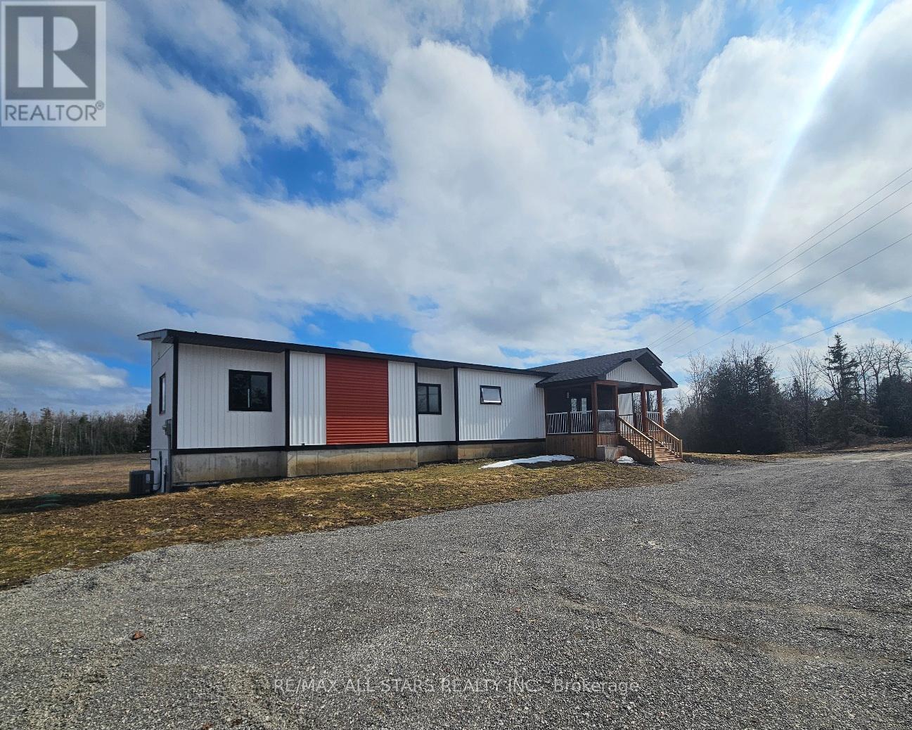 1062 Northline Road, Kawartha Lakes, Ontario  K0M 1N0 - Photo 3 - X12888512