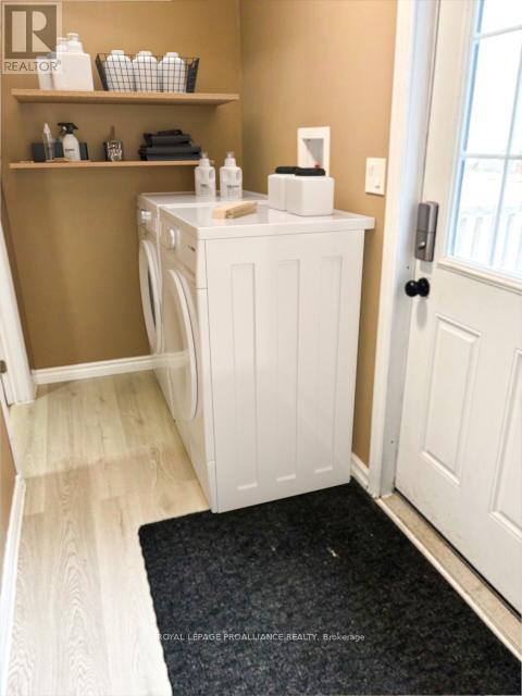 48 Bentinck Street W, Quinte West, Ontario  K8V 4E3 - Photo 7 - X12951904