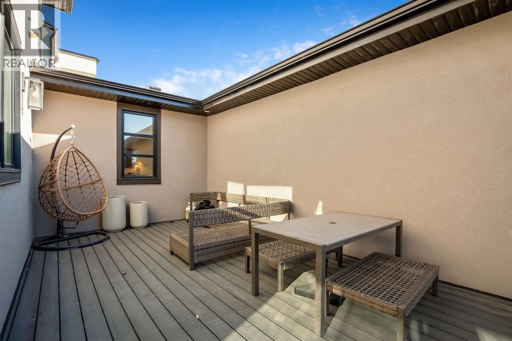 35 Bluerock Avenue SW, Calgary, Alberta  T2Y 0R6 - Photo 44 - A2284791