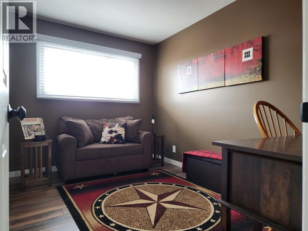 4810 4 Street E, Claresholm, Alberta  T0L 0T0 - Photo 12 - A2294825