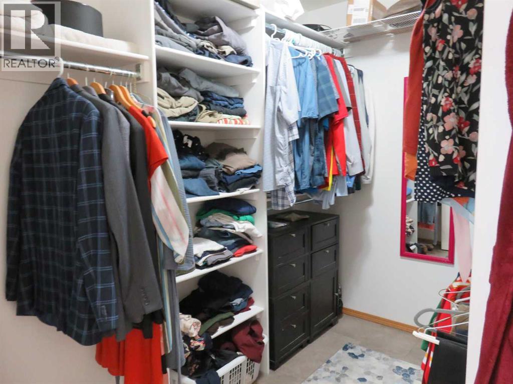 29 Hunter Court Ne, Medicine Hat, Alberta  T1C 1W5 - Photo 22 - A2293918