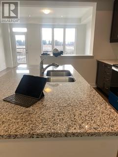 5105 Vetere Street W, Mississauga, Ontario  L5M 2S8 - Photo 11 - W12851356