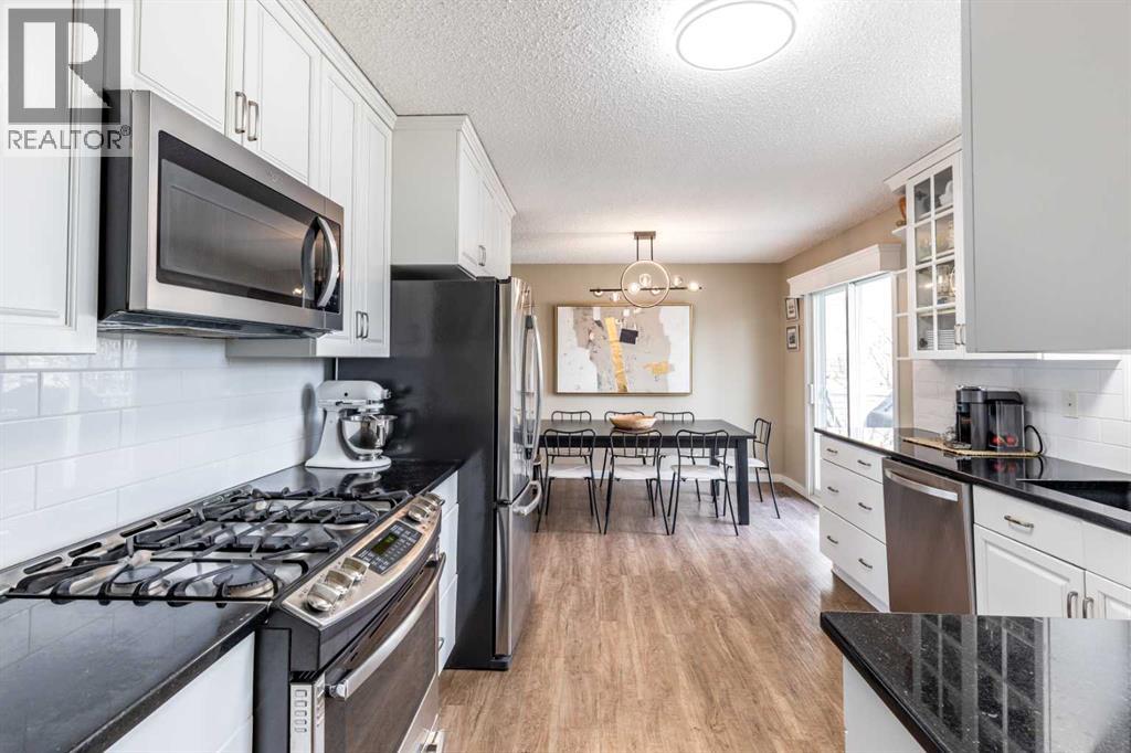 2167 10 Avenue Ne, Medicine Hat, Alberta  T1C 1L6 - Photo 13 - A2295269