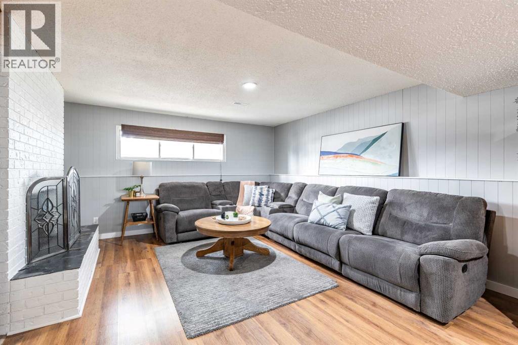 2167 10 Avenue Ne, Medicine Hat, Alberta  T1C 1L6 - Photo 27 - A2295269