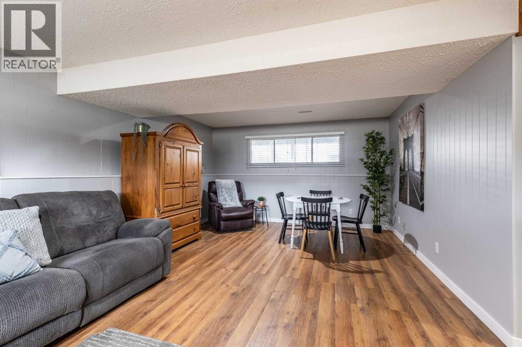 2167 10 Avenue Ne, Medicine Hat, Alberta  T1C 1L6 - Photo 29 - A2295269