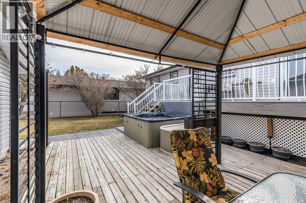 2167 10 Avenue Ne, Medicine Hat, Alberta  T1C 1L6 - Photo 39 - A2295269