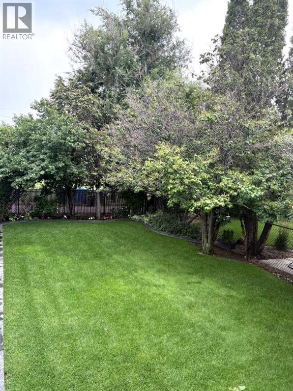 2167 10 Avenue Ne, Medicine Hat, Alberta  T1C 1L6 - Photo 44 - A2295269