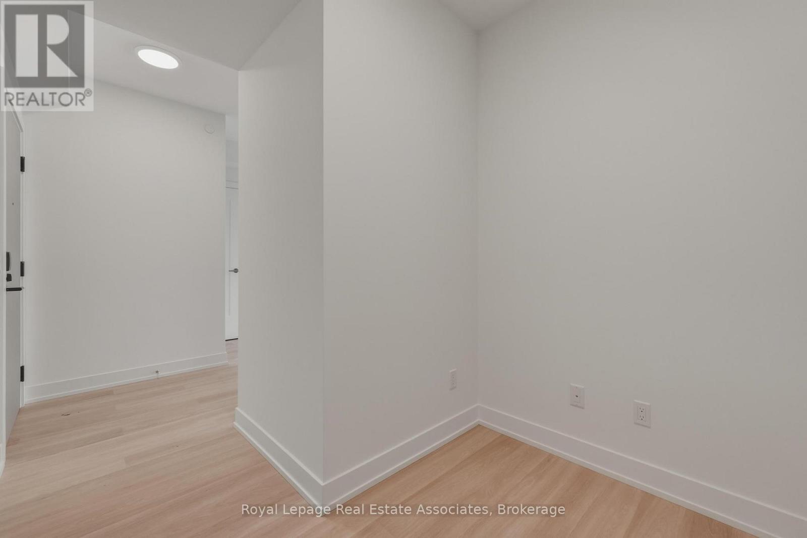 1402 - 25 Cordova Avenue, Toronto, Ontario  M9A 0E5 - Photo 7 - W12953696