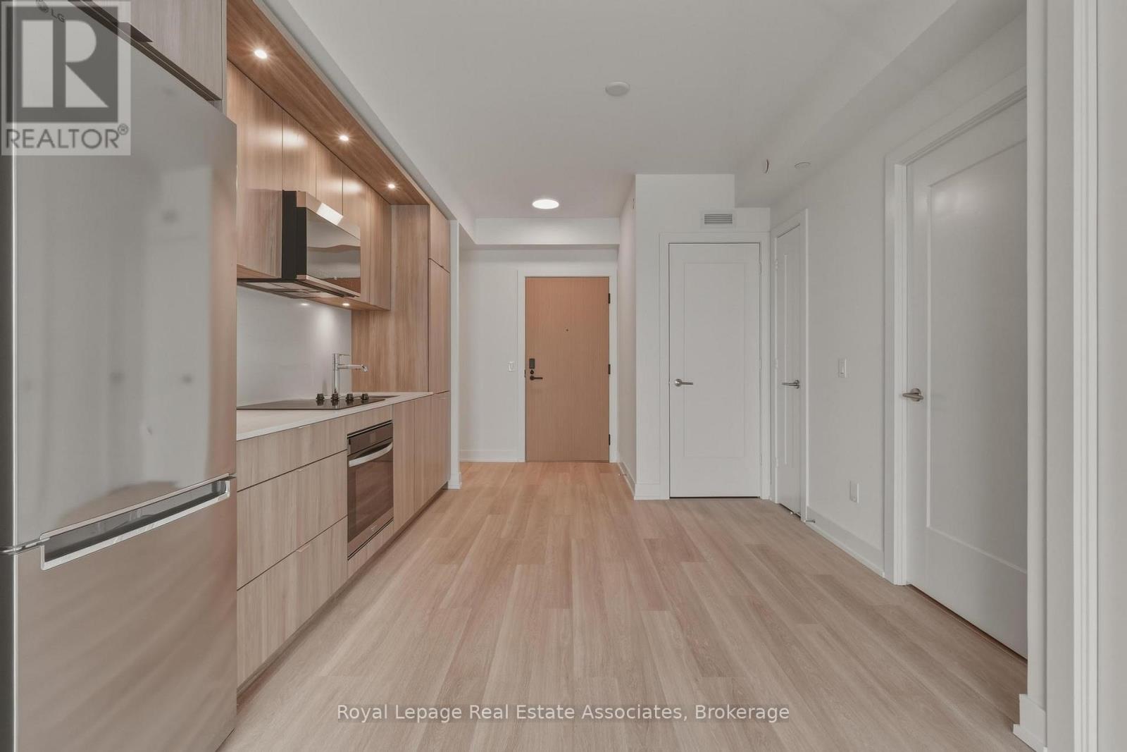 1402 - 25 CORDOVA AVENUE, Toronto, Ontario