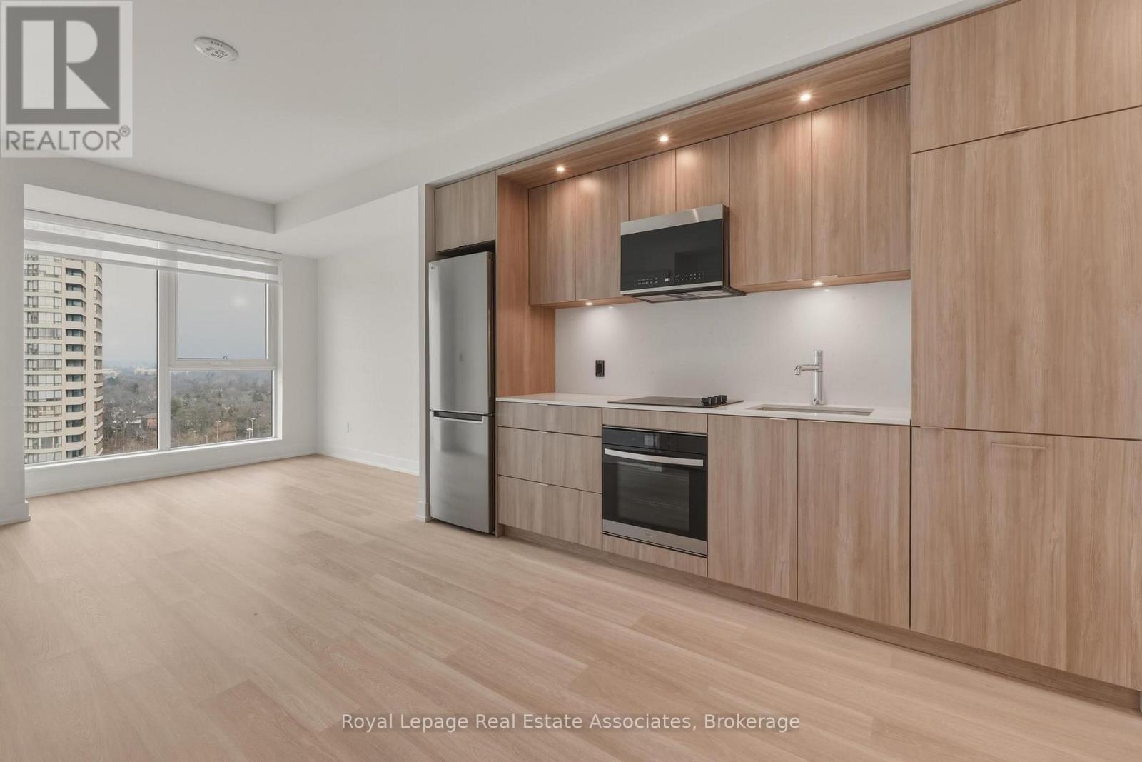 1402 - 25 Cordova Avenue, Toronto, Ontario  M9A 0E5 - Photo 2 - W12953696