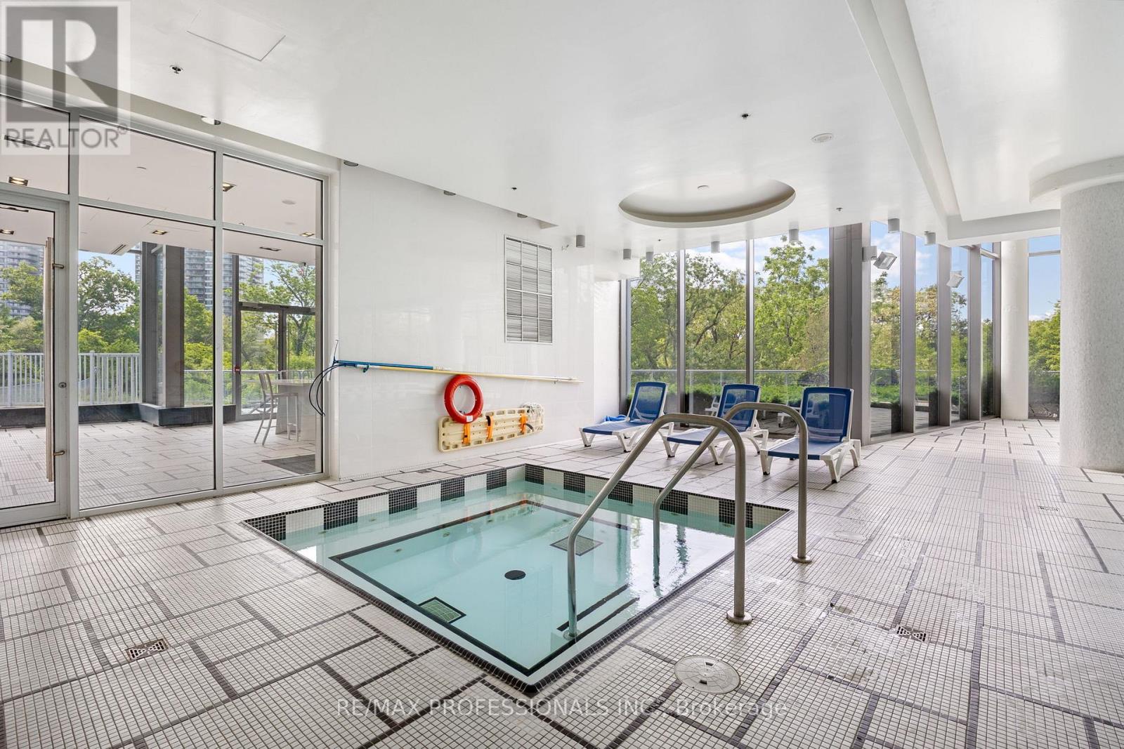 1903 - 90 Park Lawn Road, Toronto, Ontario  M8Y 0B6 - Photo 33 - W12959450