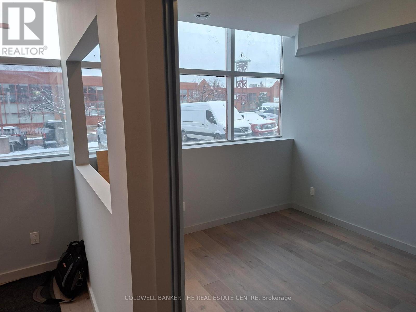 20 - 5100 South Service Road, Burlington, Ontario  L7L 6A5 - Photo 2 - W12639774