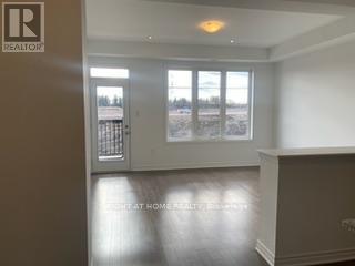 5105 Vetere Street W, Mississauga, Ontario  L5M 2S8 - Photo 7 - W12851356