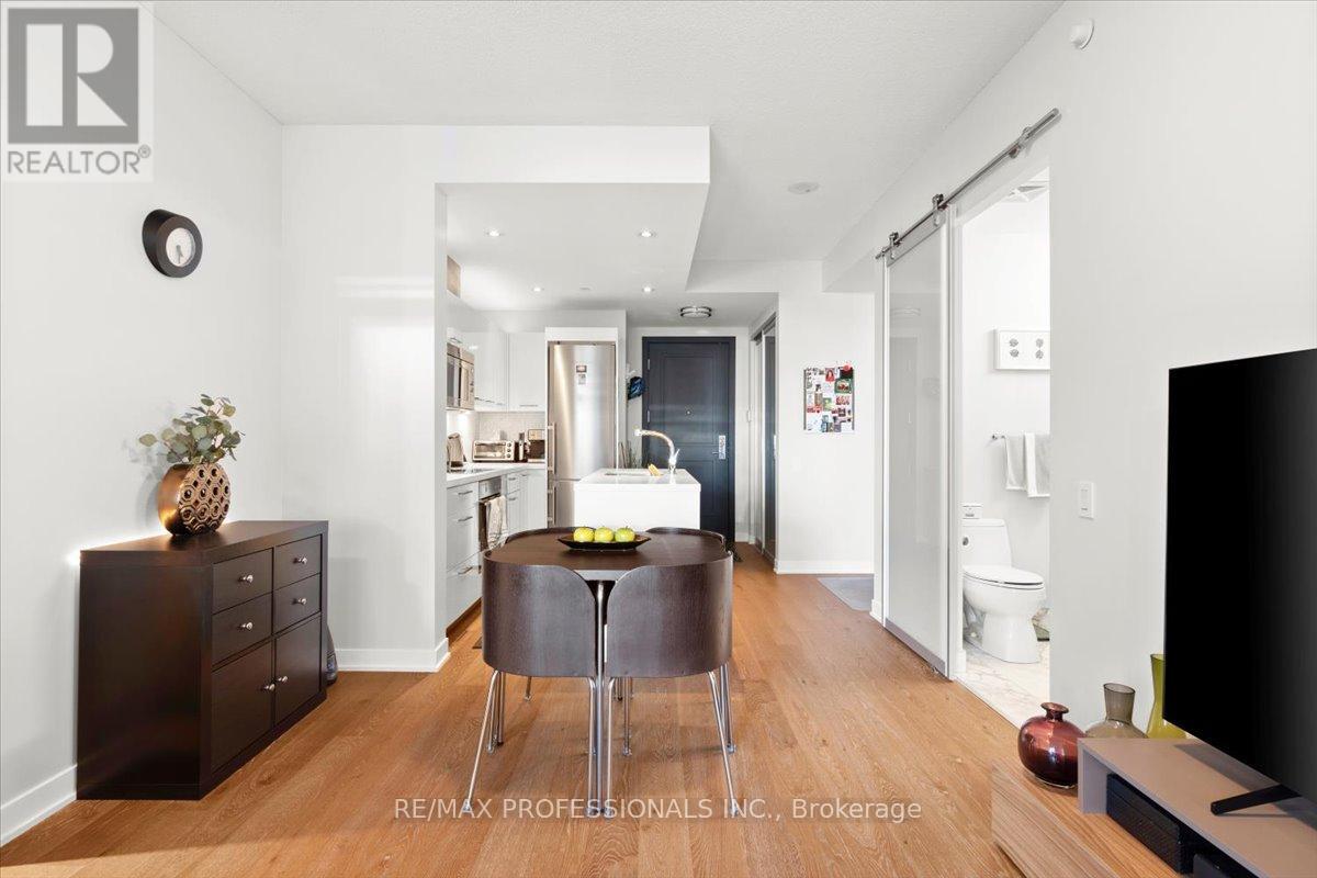 1903 - 90 Park Lawn Road, Toronto, Ontario  M8Y 0B6 - Photo 7 - W12959450