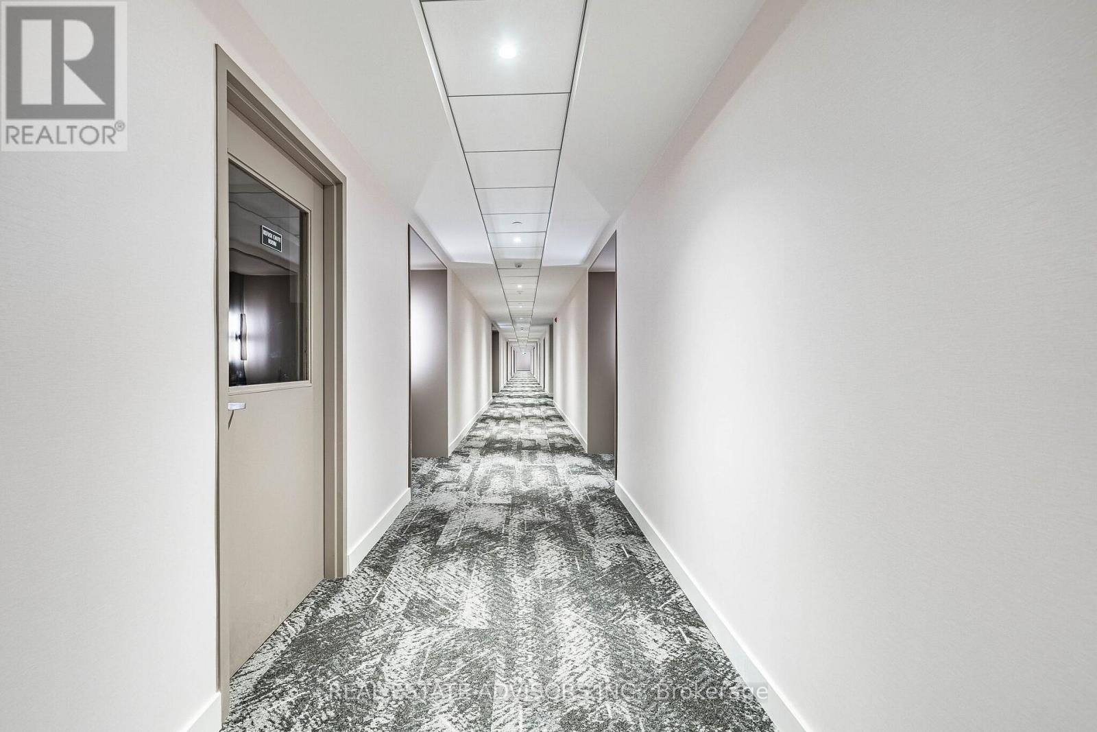 716 - 185 Dunlop Street E, Barrie, Ontario  L4M 1B2 - Photo 5 - S12902462