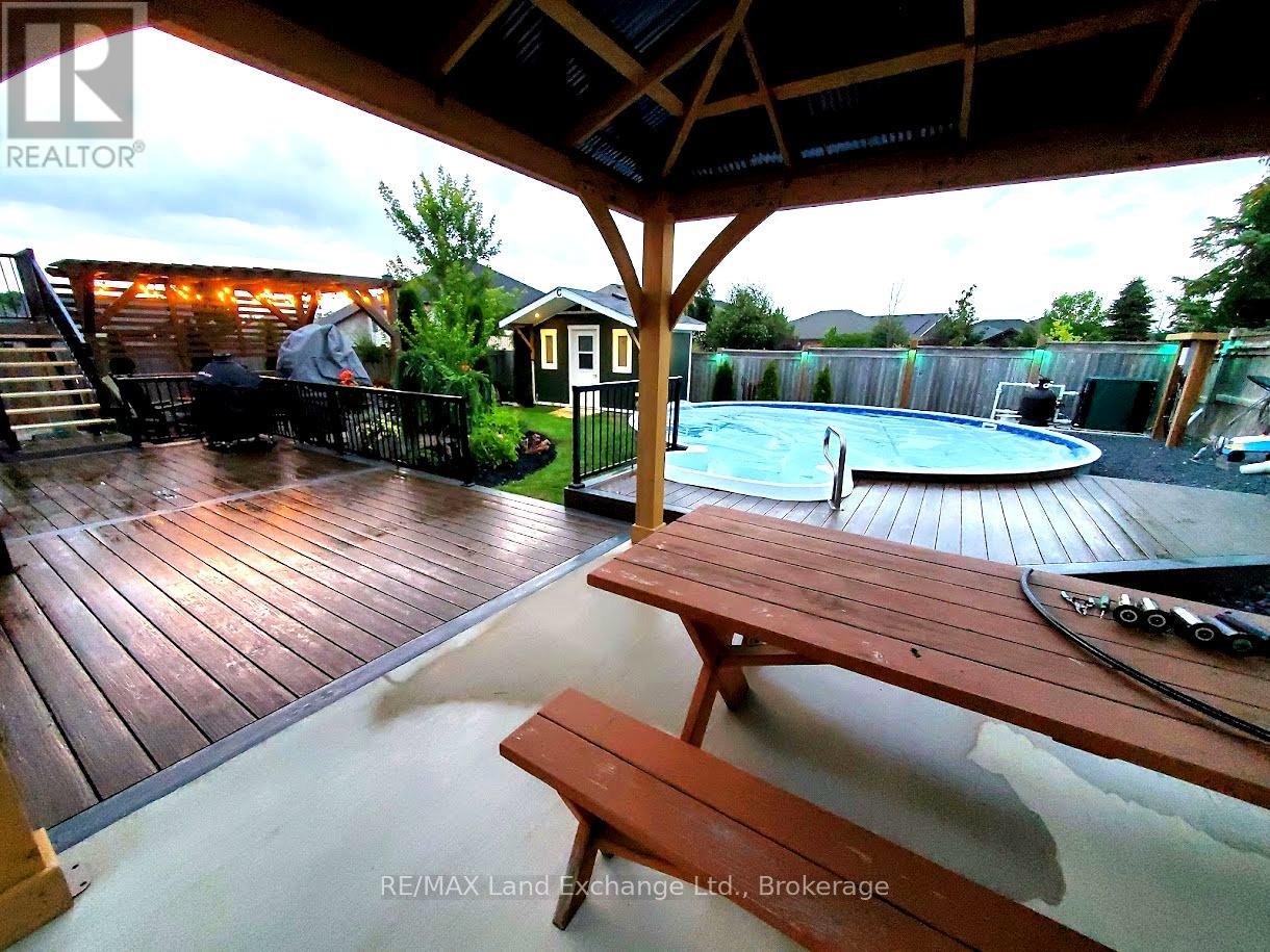 13 Lakefield Drive, Kincardine, Ontario  N2Z 0C9 - Photo 27 - X12959576