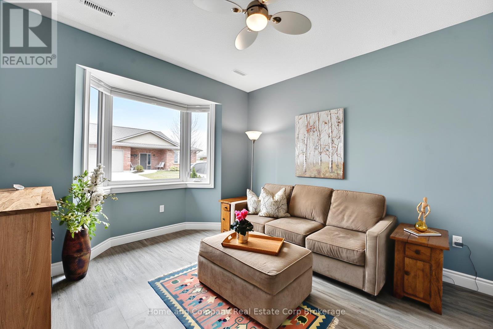 42 Bayfield Mews Lane, Bluewater, Ontario  N0M 1G0 - Photo 13 - X12959644