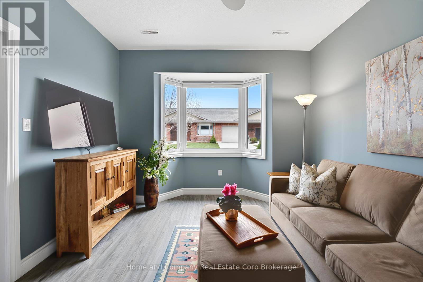 42 Bayfield Mews Lane, Bluewater, Ontario  N0M 1G0 - Photo 14 - X12959644