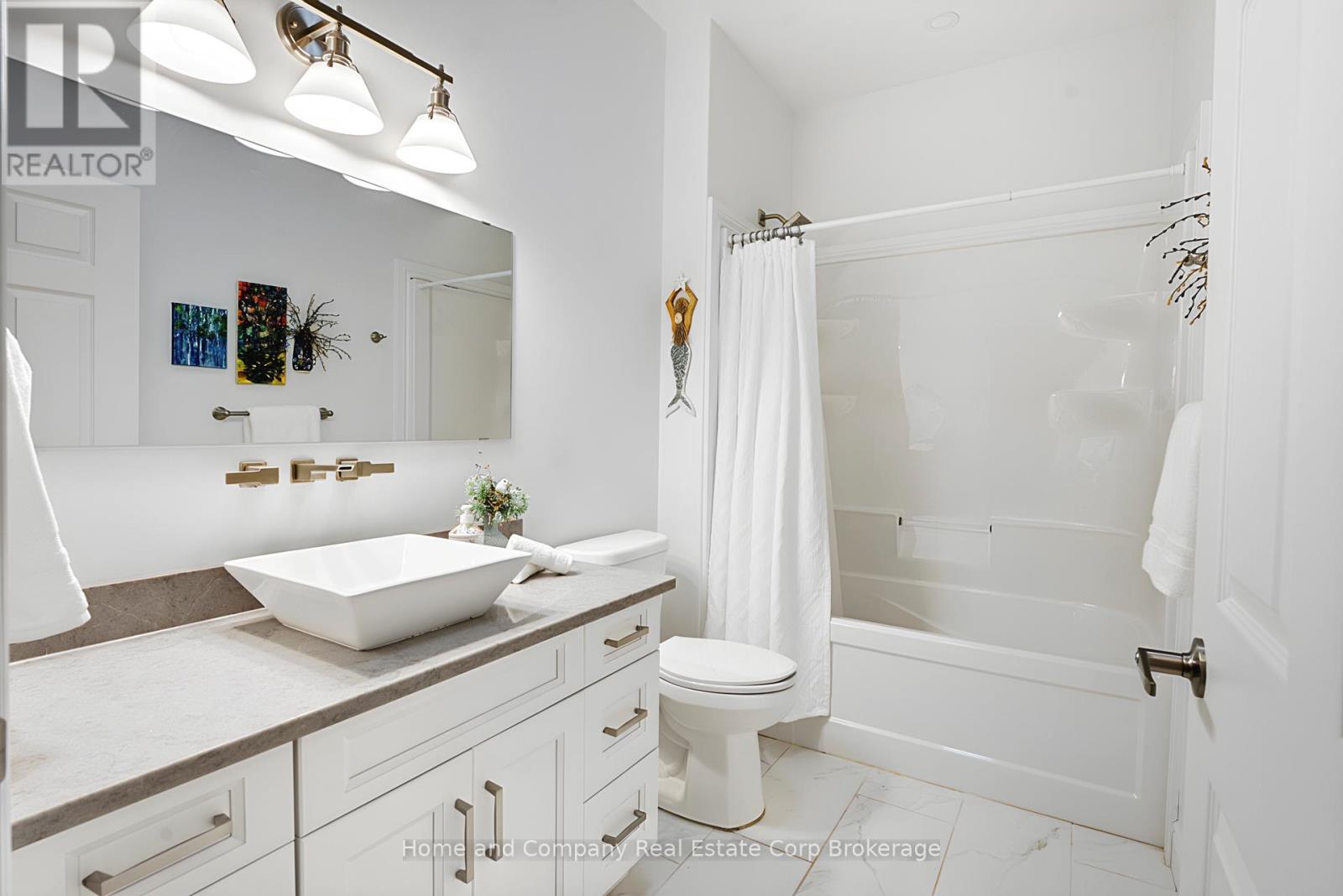 42 Bayfield Mews Lane, Bluewater, Ontario  N0M 1G0 - Photo 16 - X12959644