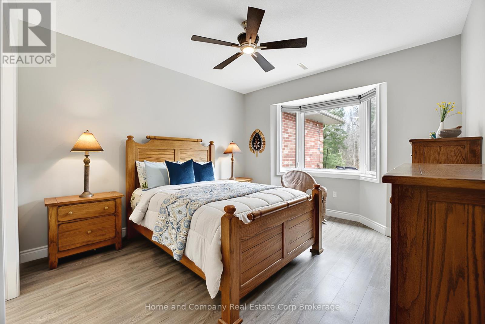 42 Bayfield Mews Lane, Bluewater, Ontario  N0M 1G0 - Photo 28 - X12959644