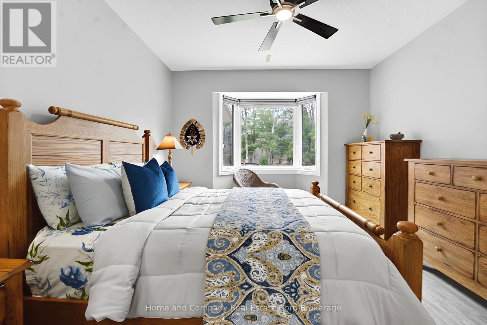 42 Bayfield Mews Lane, Bluewater, Ontario  N0M 1G0 - Photo 29 - X12959644