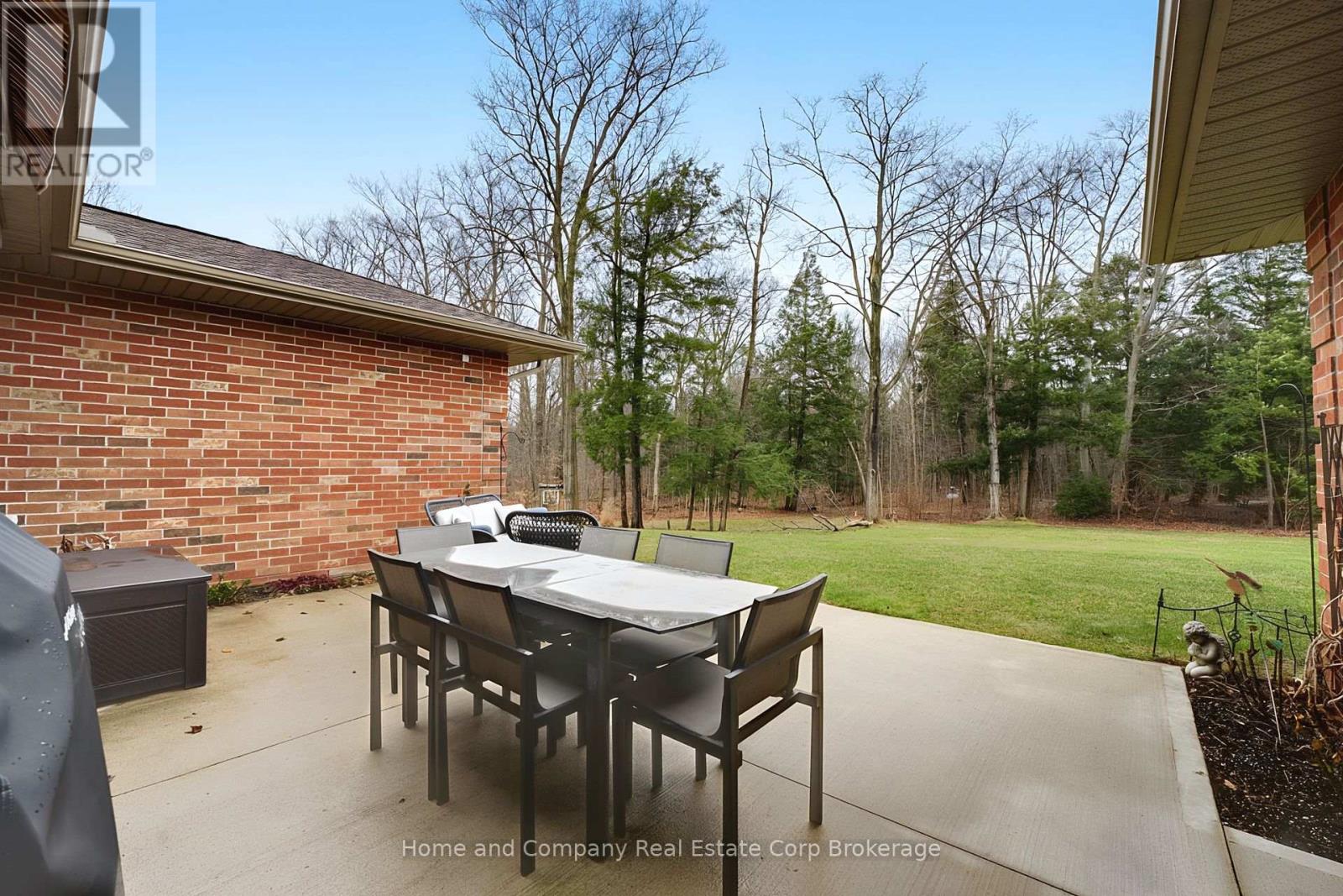 42 Bayfield Mews Lane, Bluewater, Ontario  N0M 1G0 - Photo 36 - X12959644