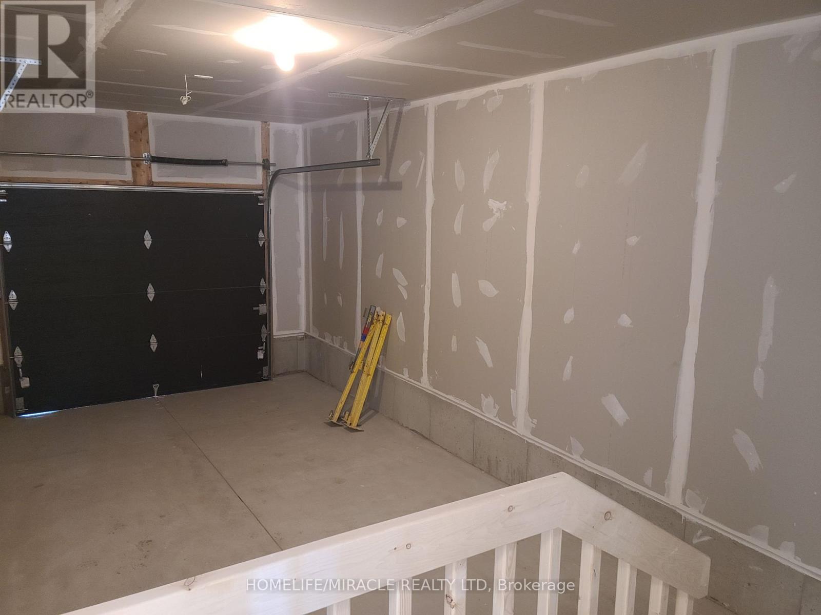 117 Mattingley Street, Brant, Ontario  N3L 2M2 - Photo 30 - X12954414