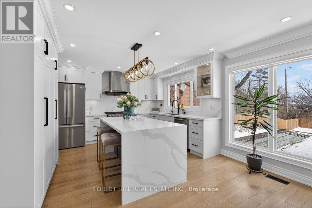 47 Tofino Crescent, Toronto, Ontario  M3B 1R9 - Photo 19 - C12895396