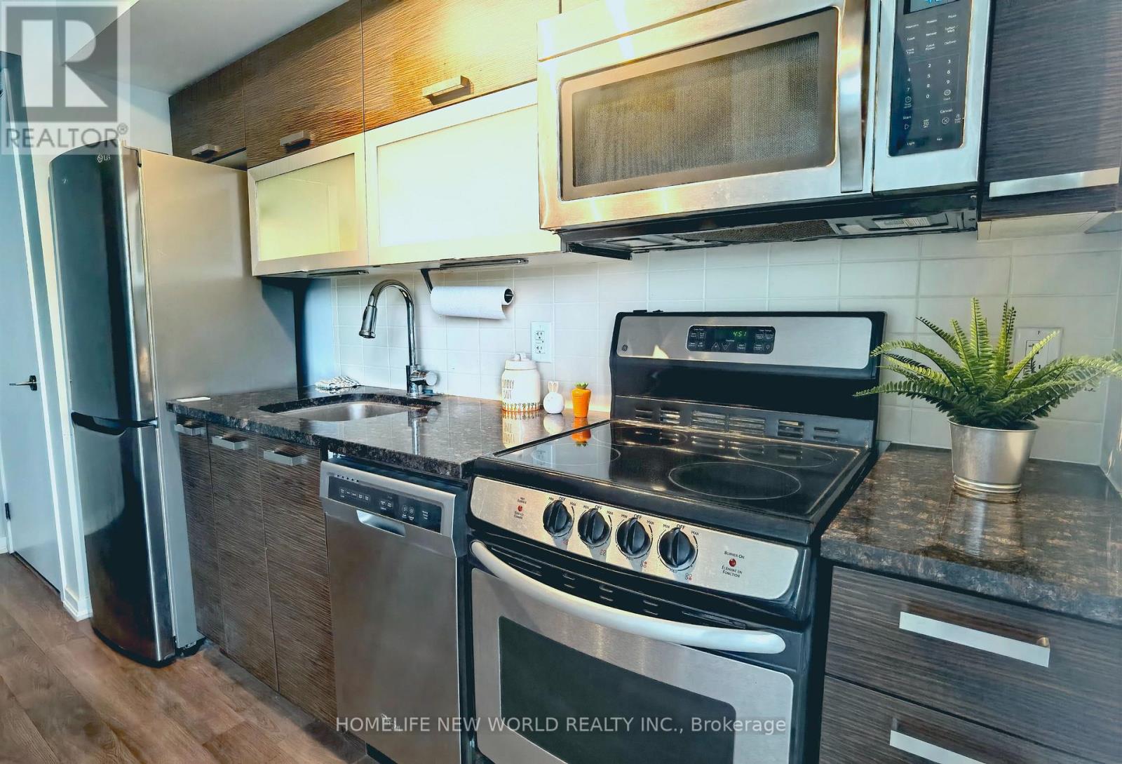 1017 - 68 Abell Street, Toronto, Ontario M6J 0B1 - Photo 5 - C12959074