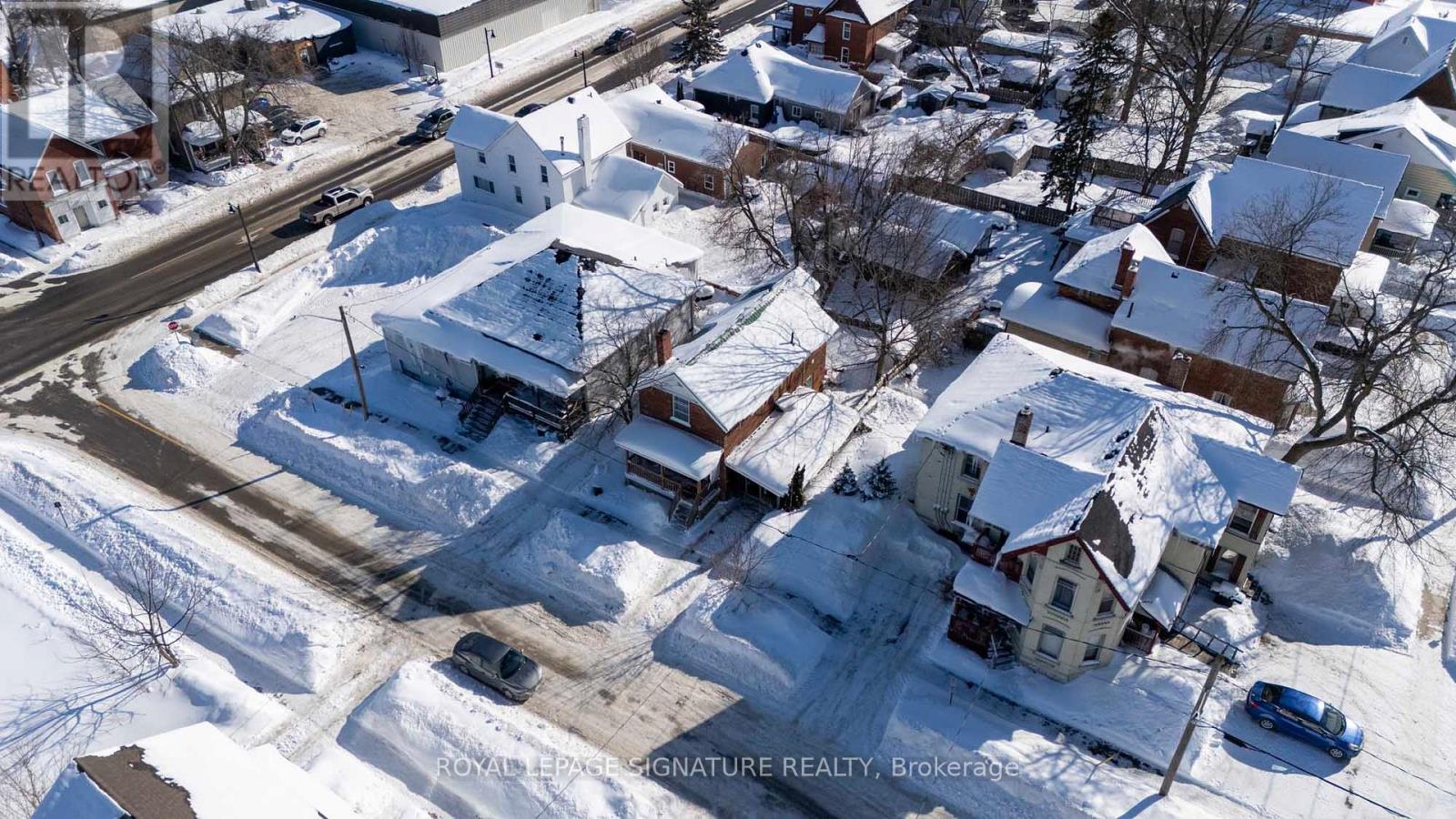 87 Elgin Street, Orillia, Ontario  L3V 1S3 - Photo 19 - S12899222