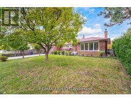 42 COWLEY AVENUE, Toronto, Ontario