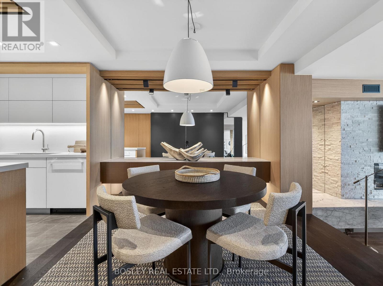 1402 - 62 Wellesley Street W, Toronto, Ontario  M5S 2X3 - Photo 9 - C12959588